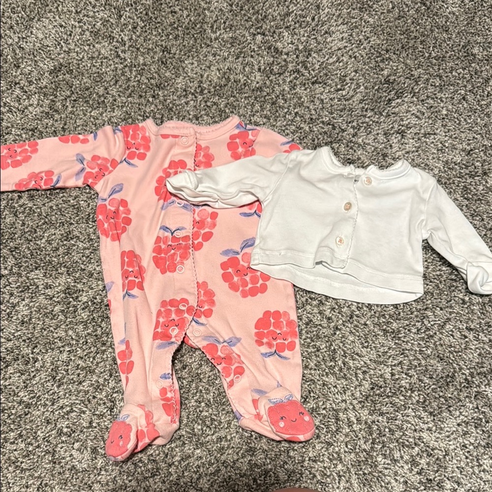Bundle of 3mo clothing